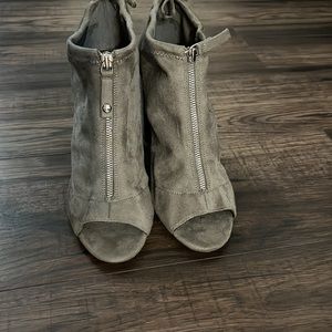 G by Guess Shoes,Ankle Boots Grey suede size 11M perfect condition
